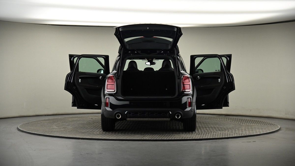 More views of MINI Countryman