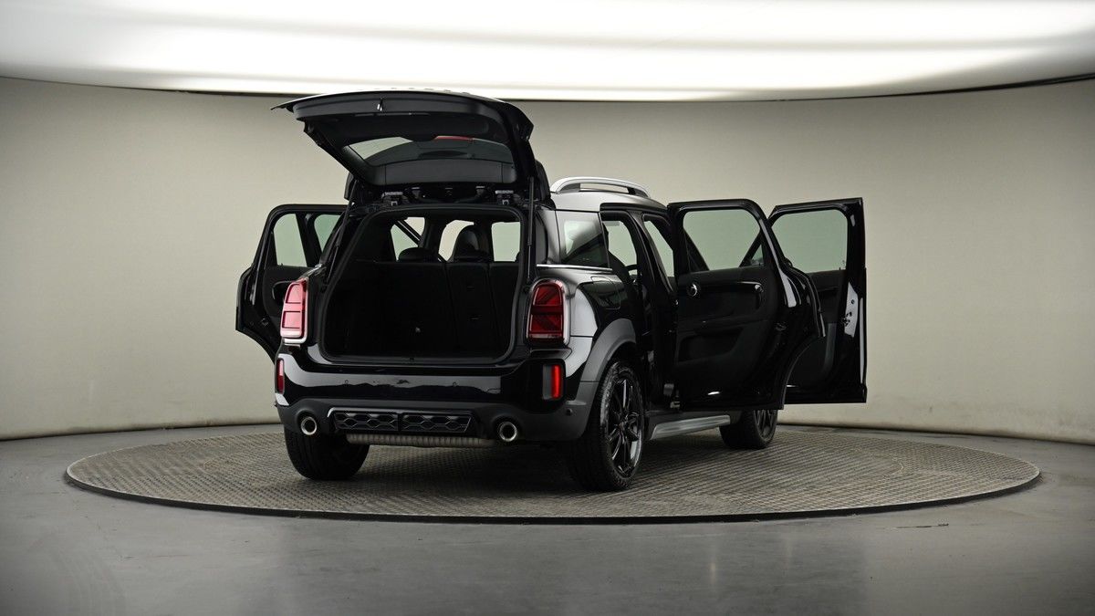 More views of MINI Countryman