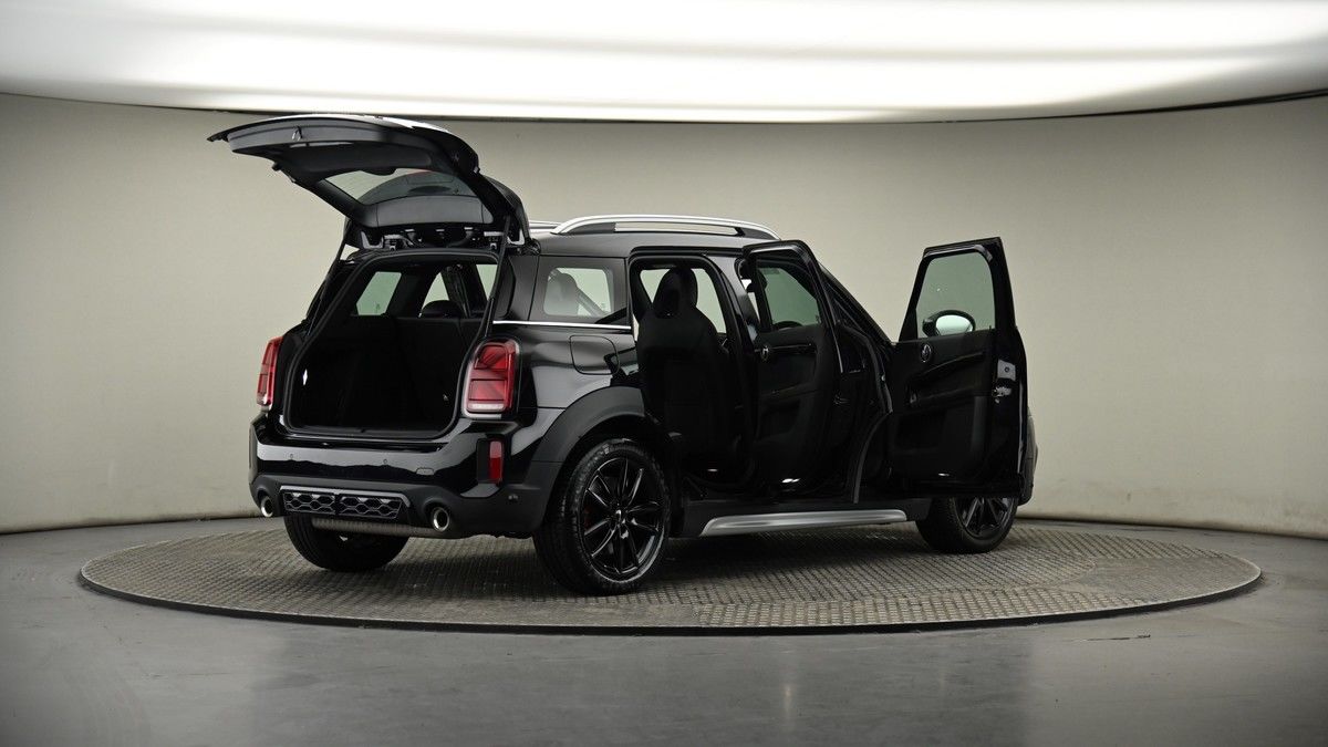 More views of MINI Countryman