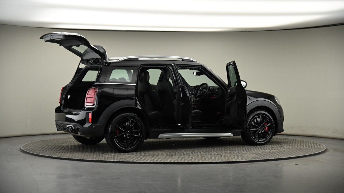 More views of MINI Countryman