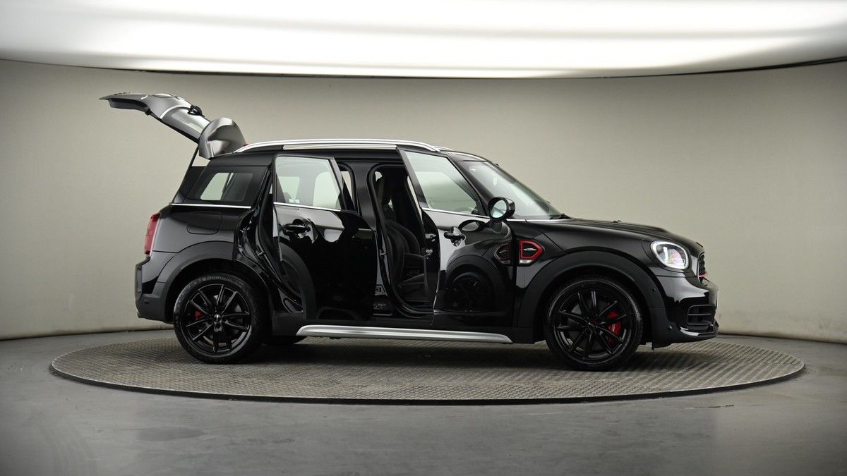 More views of MINI Countryman