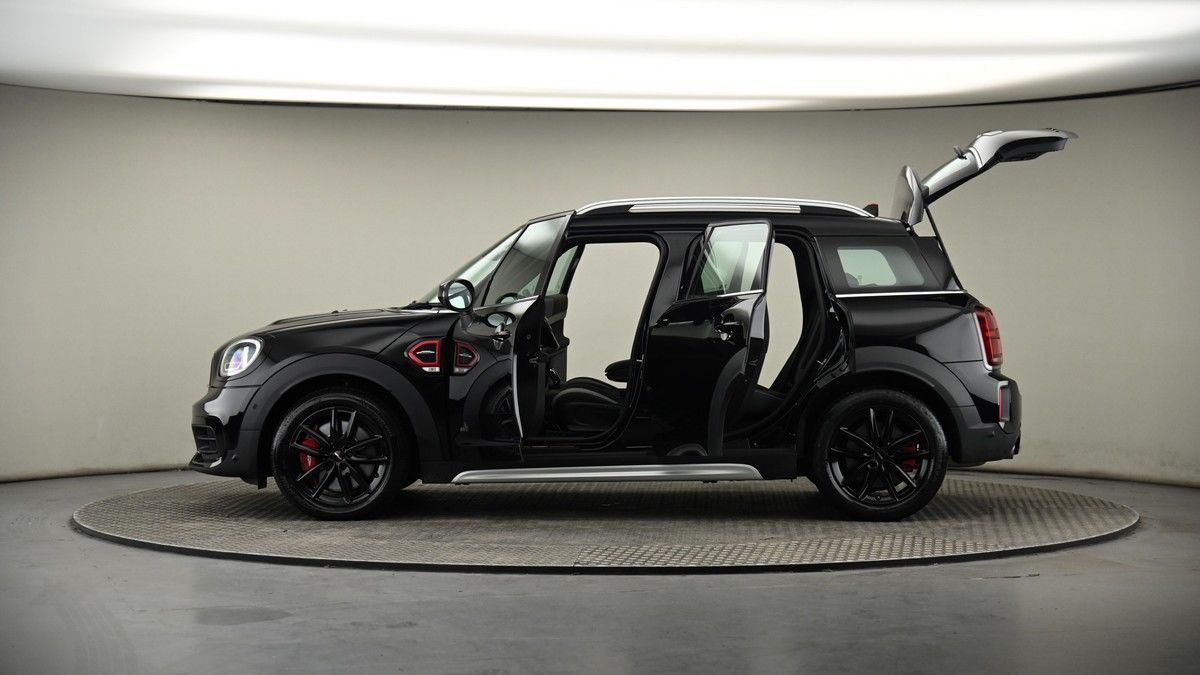 More views of MINI Countryman