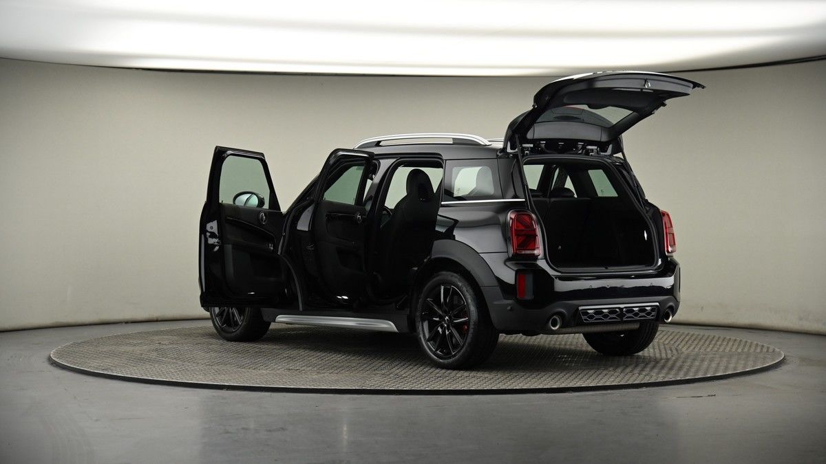 More views of MINI Countryman