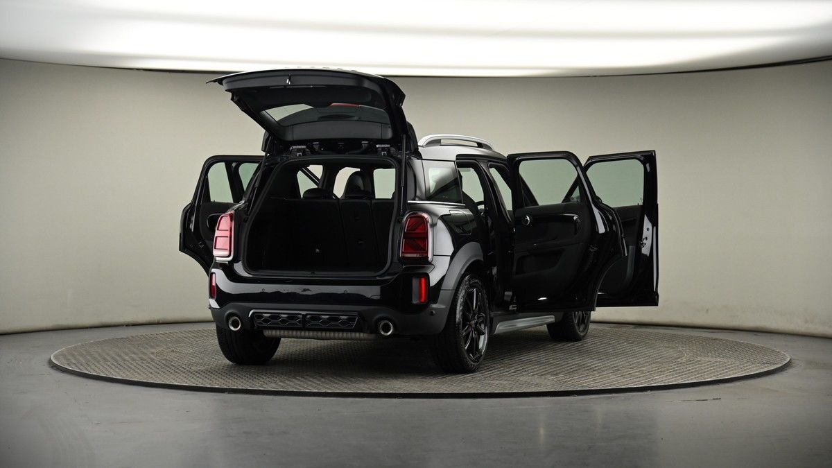 More views of MINI Countryman