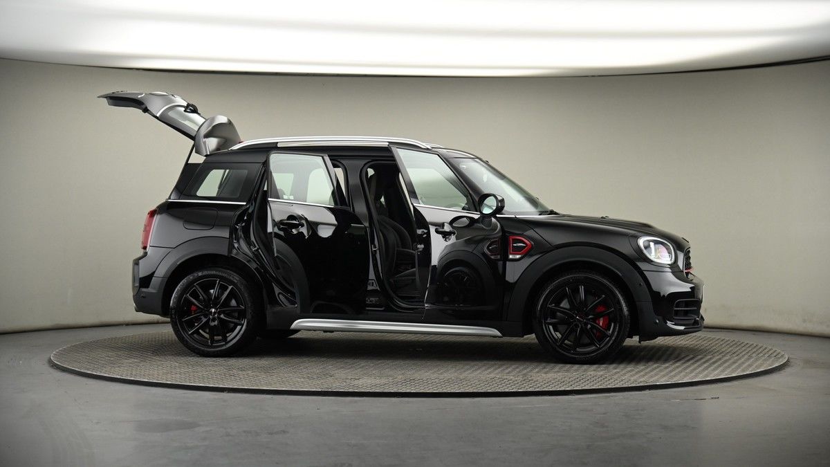 More views of MINI Countryman