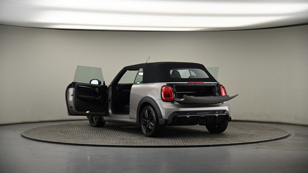 MINI Convertible Image 7