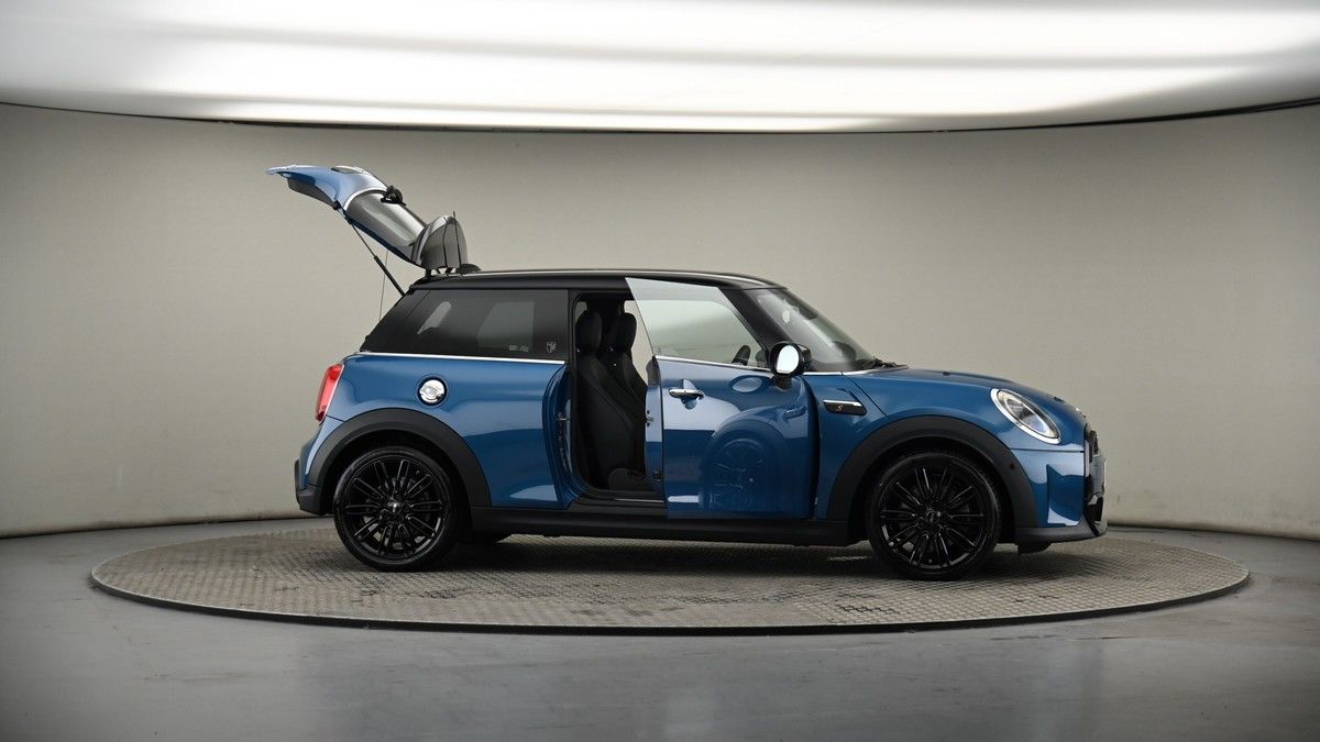 More views of MINI Hatch