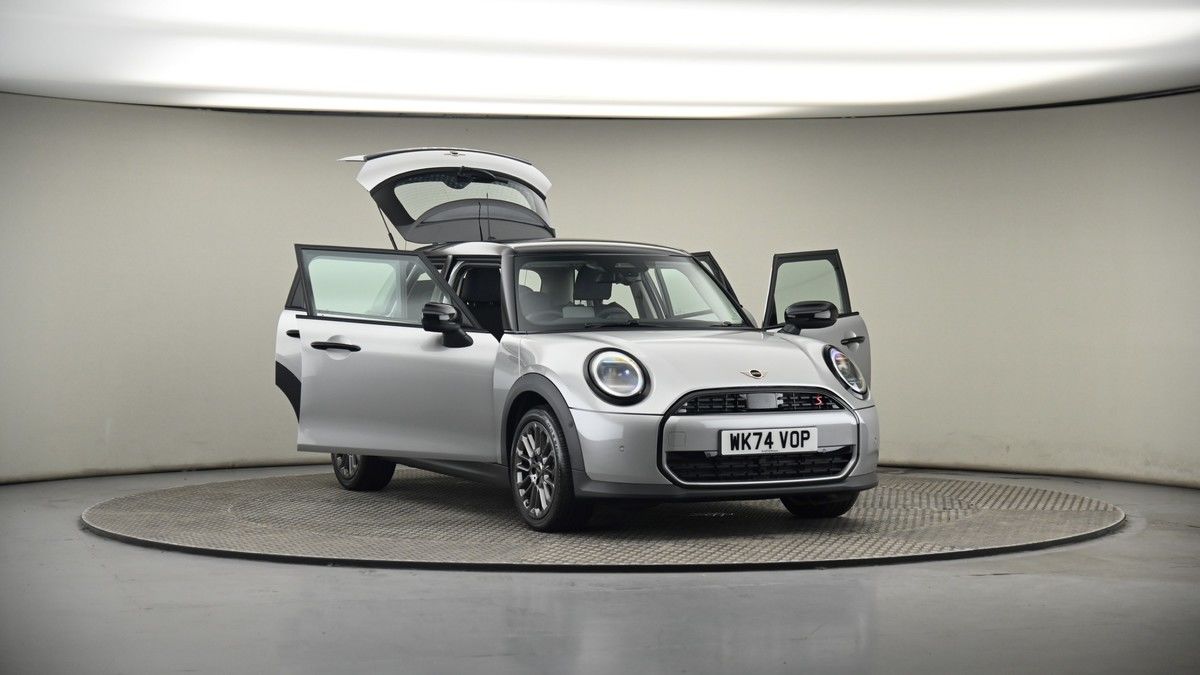 More views of MINI Hatch