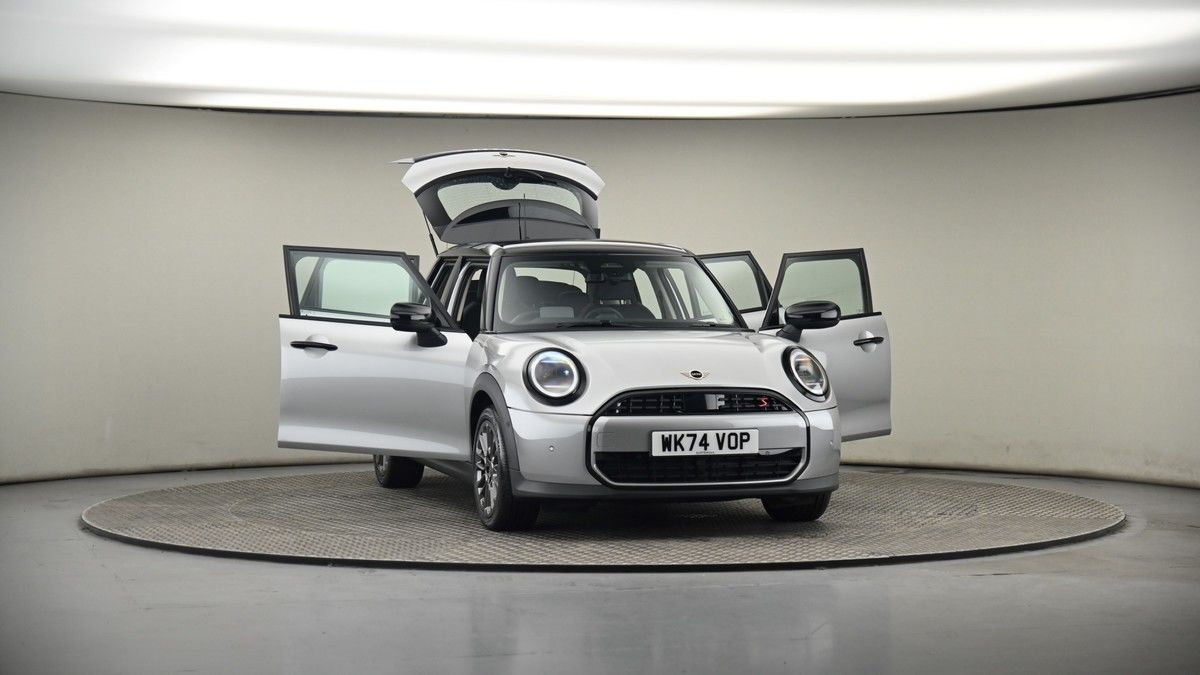 More views of MINI Hatch