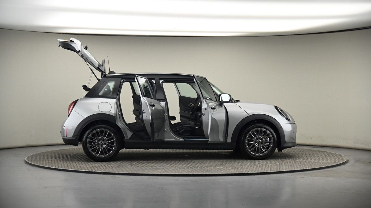 More views of MINI Hatch