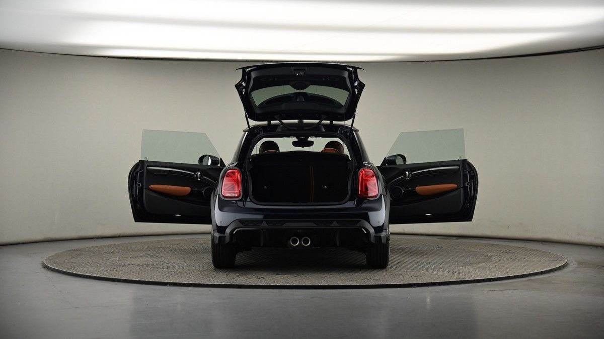 More views of MINI Hatch