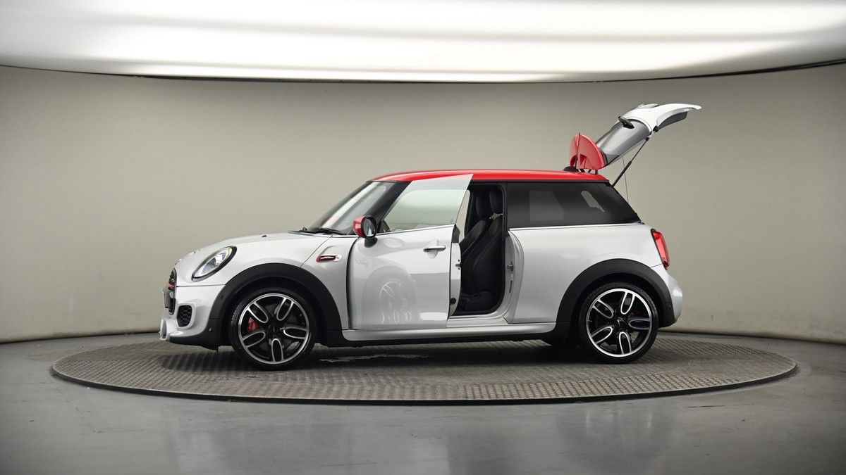 More views of MINI Hatch