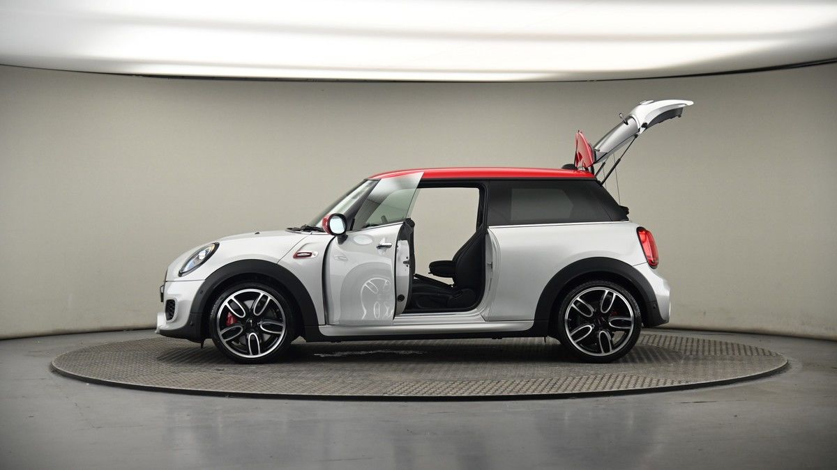 More views of MINI Hatch