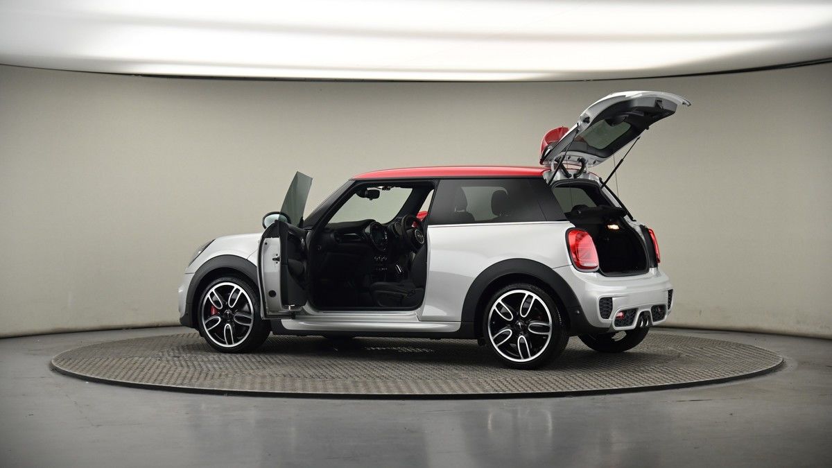 More views of MINI Hatch