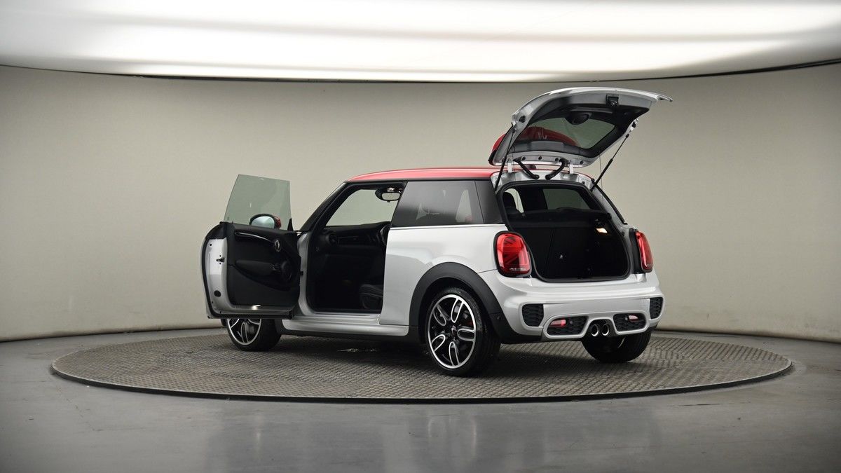 More views of MINI Hatch