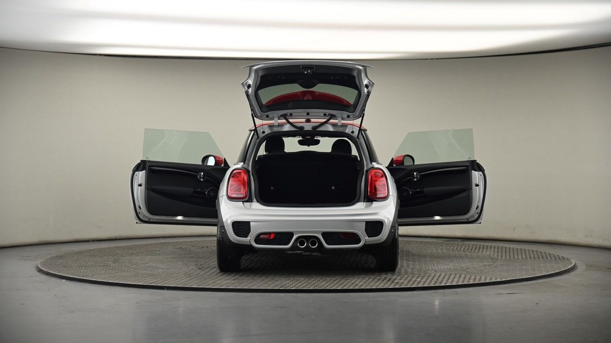 More views of MINI Hatch