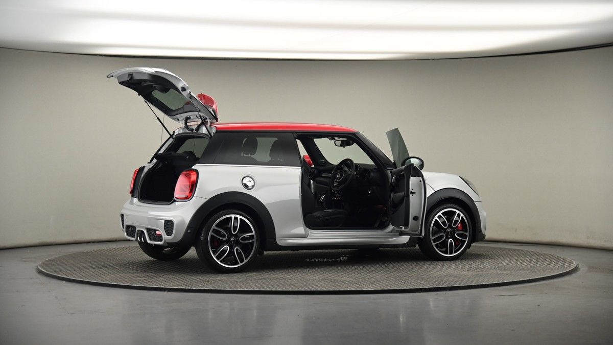 More views of MINI Hatch