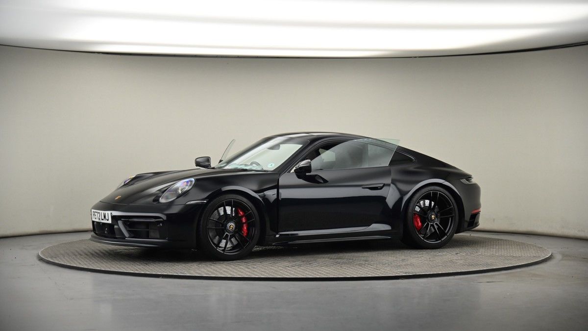 More views of Porsche 911