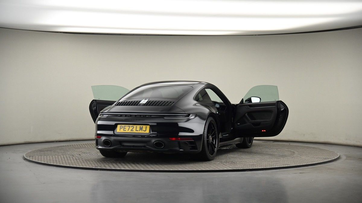 More views of Porsche 911