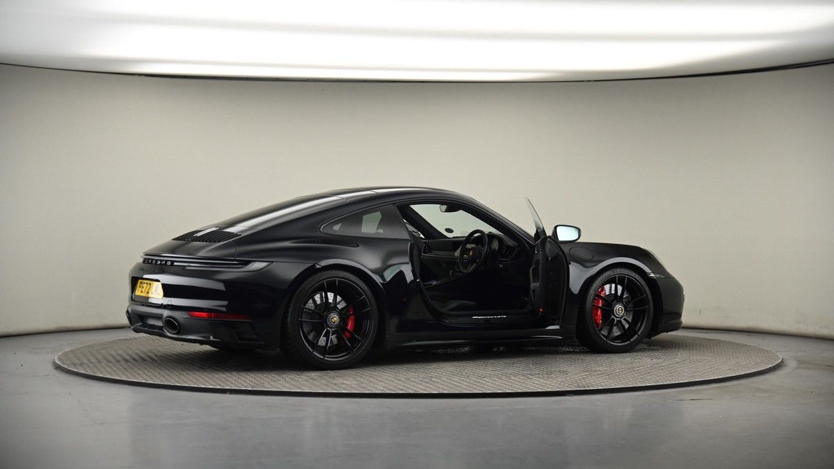 More views of Porsche 911