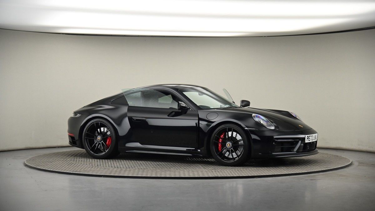 More views of Porsche 911