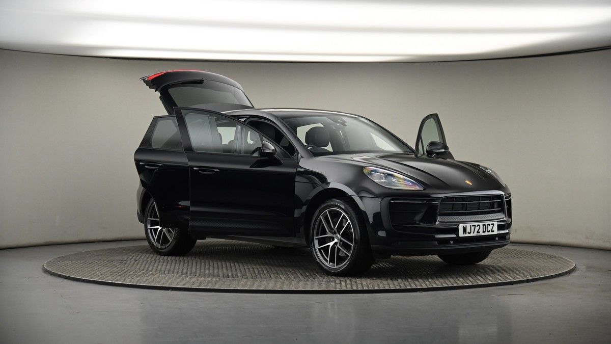 More views of Porsche Macan