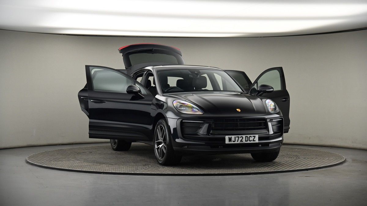 More views of Porsche Macan