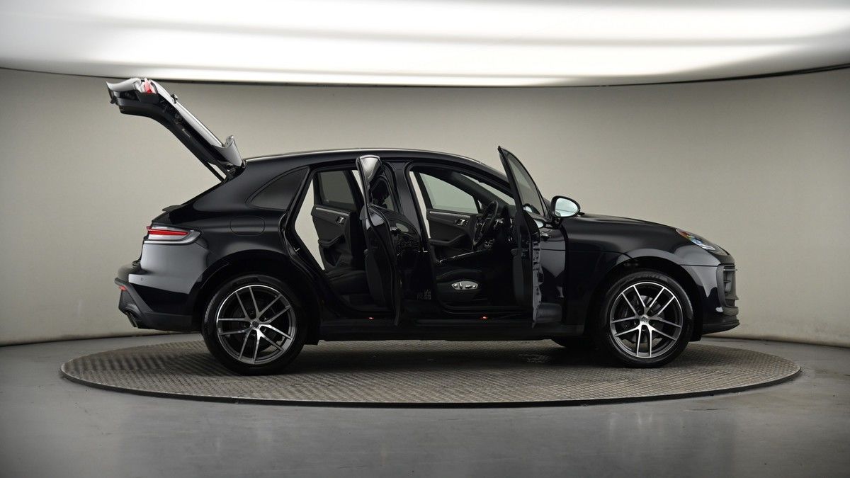 More views of Porsche Macan