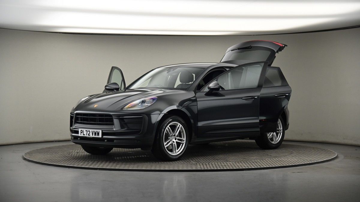 More views of Porsche Macan