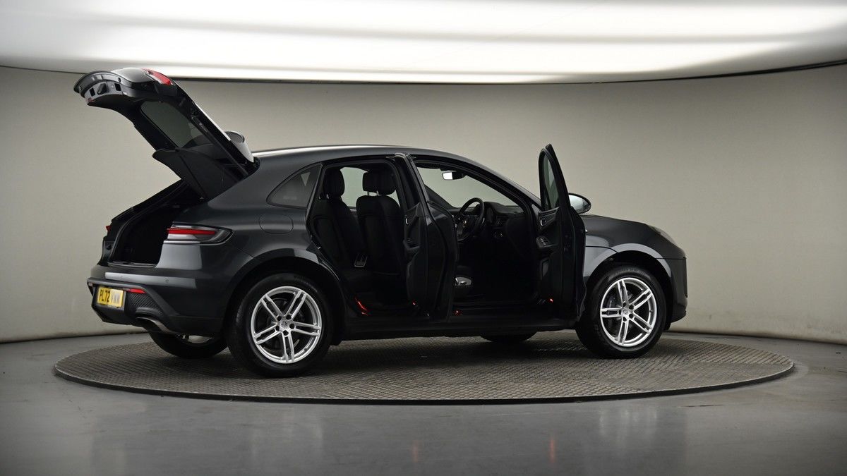 More views of Porsche Macan