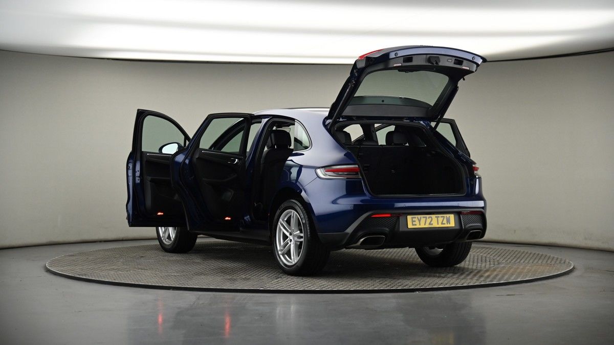 Porsche Macan Image 7