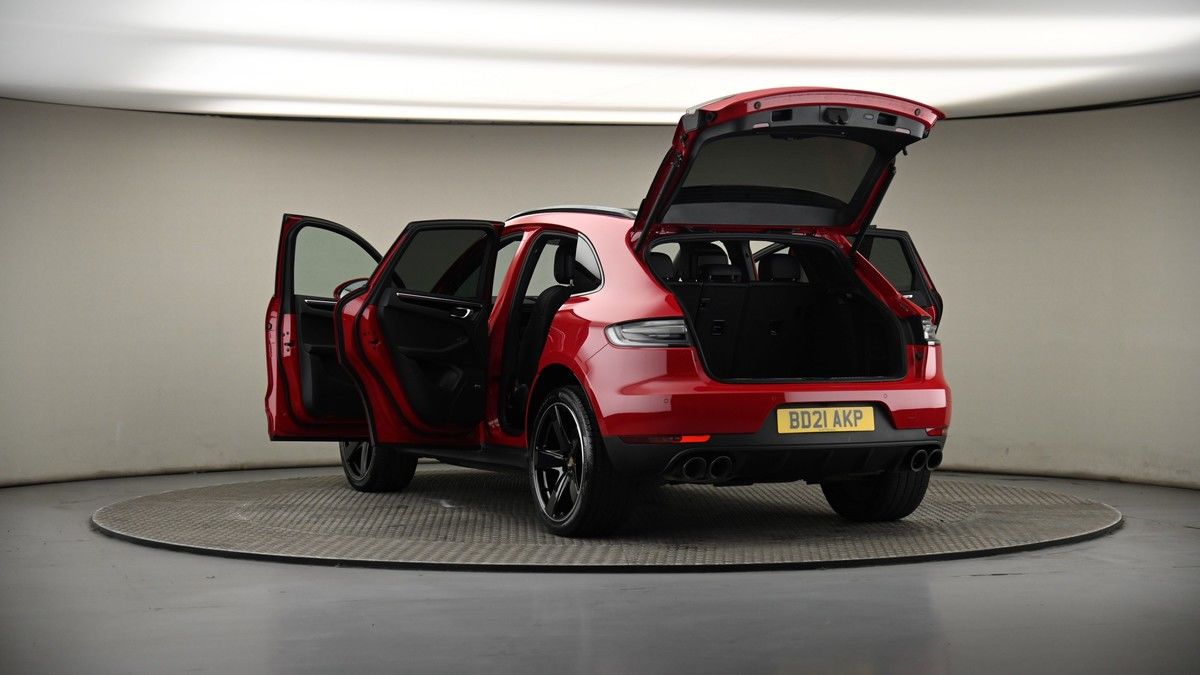 Porsche Macan Image 8