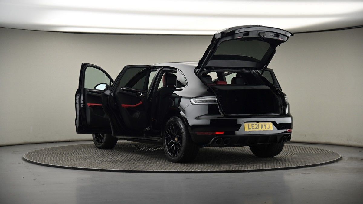 Porsche Macan Image 7