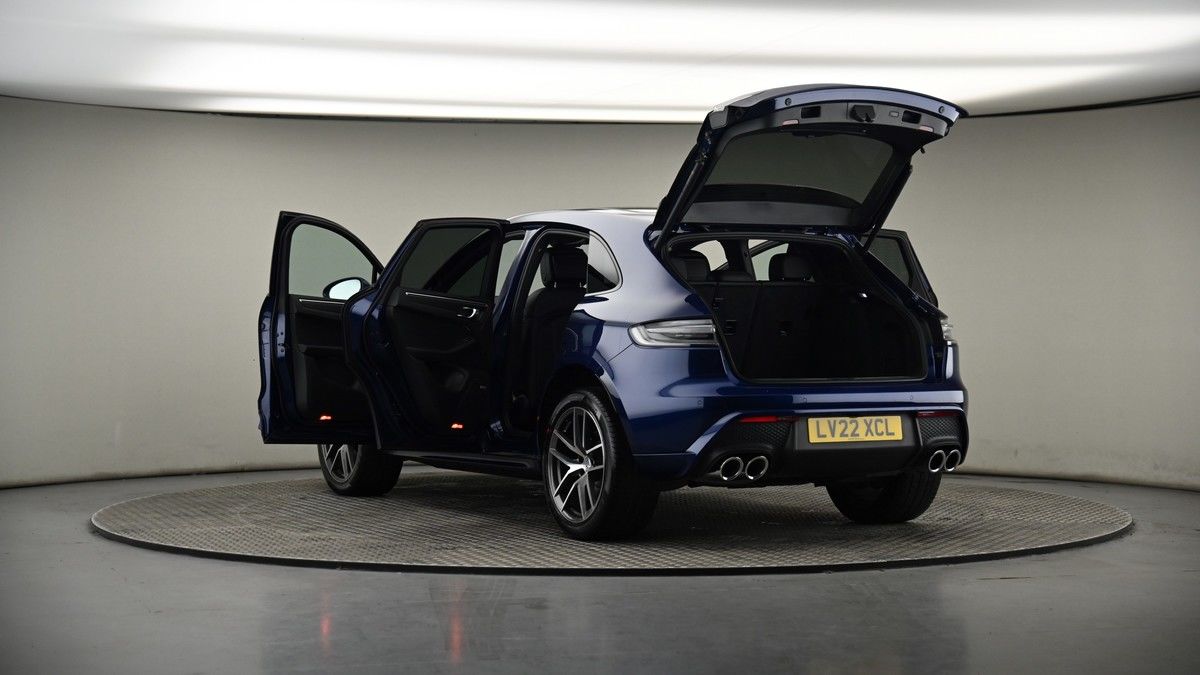 Porsche Macan Image 8