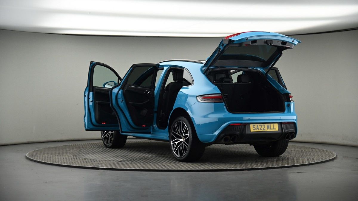 Porsche Macan Image 8