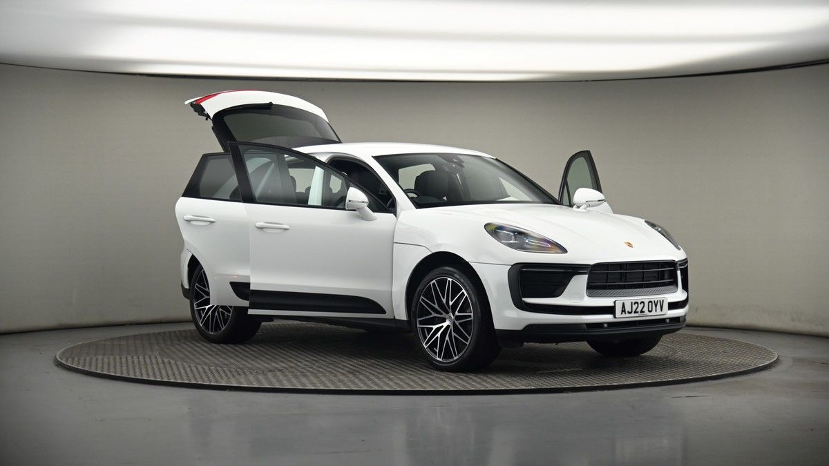 More views of Porsche Macan