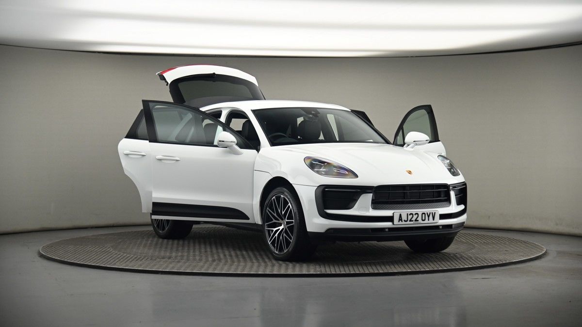 More views of Porsche Macan