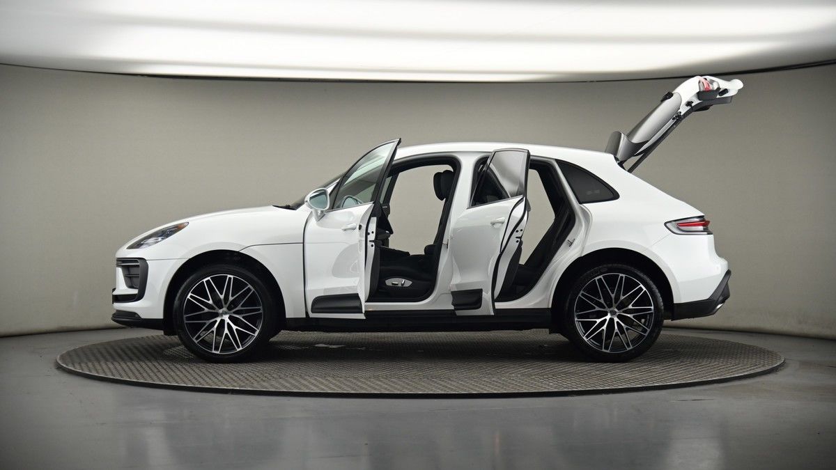 More views of Porsche Macan