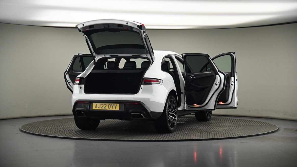 More views of Porsche Macan