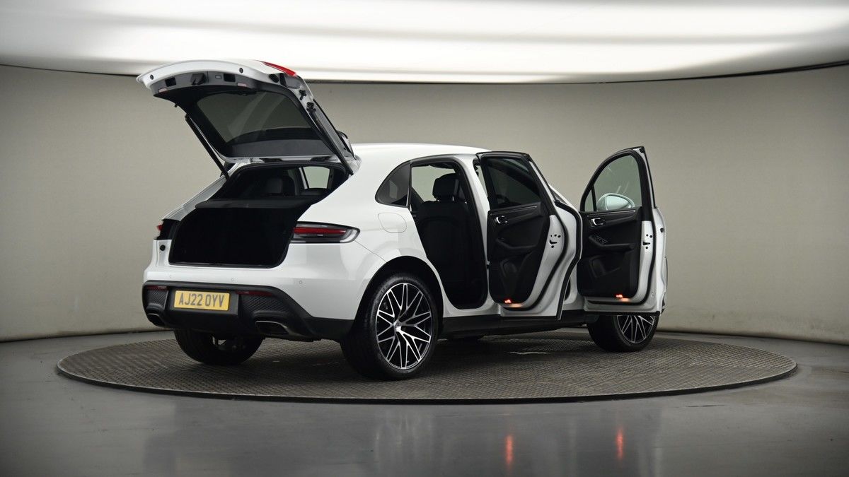 More views of Porsche Macan