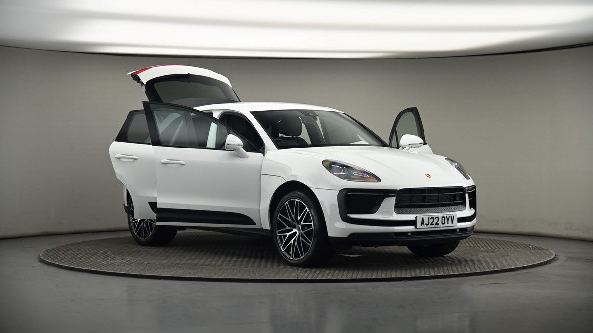 More views of Porsche Macan