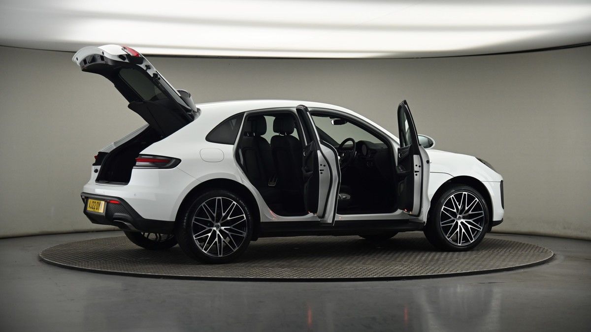 More views of Porsche Macan