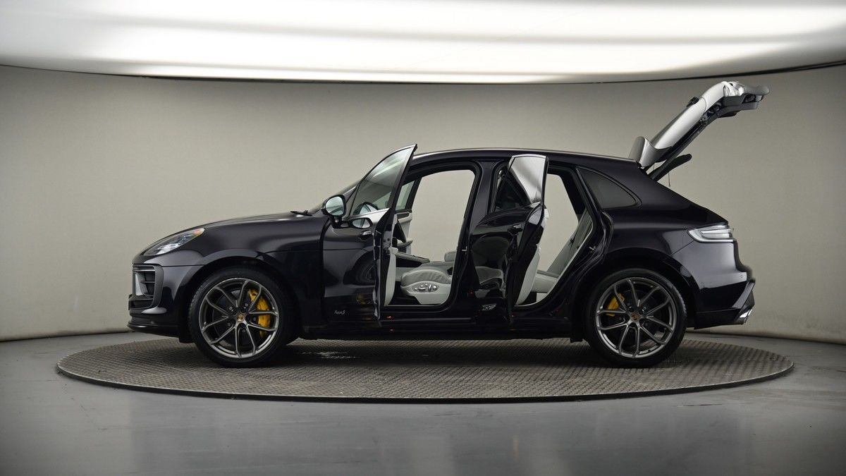 More views of Porsche Macan