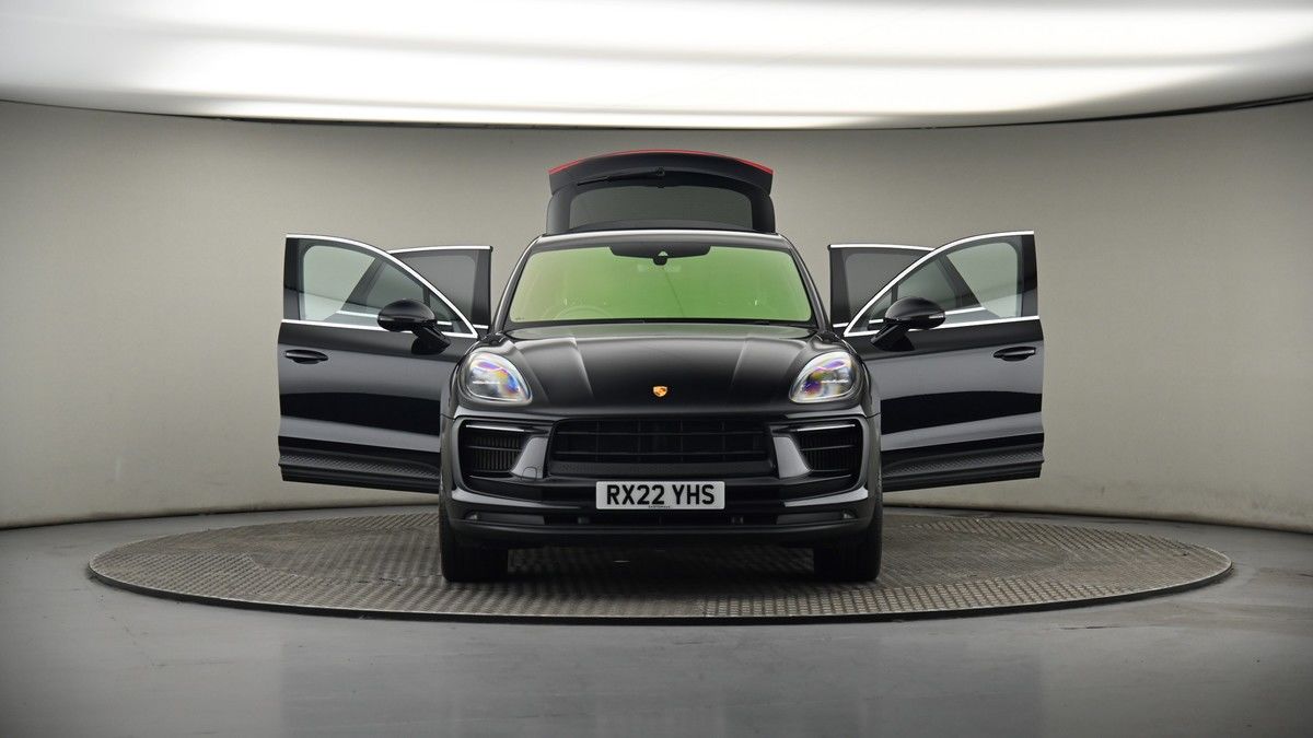 More views of Porsche Macan