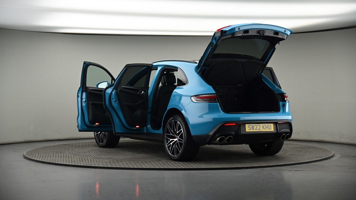 Porsche Macan Image 8