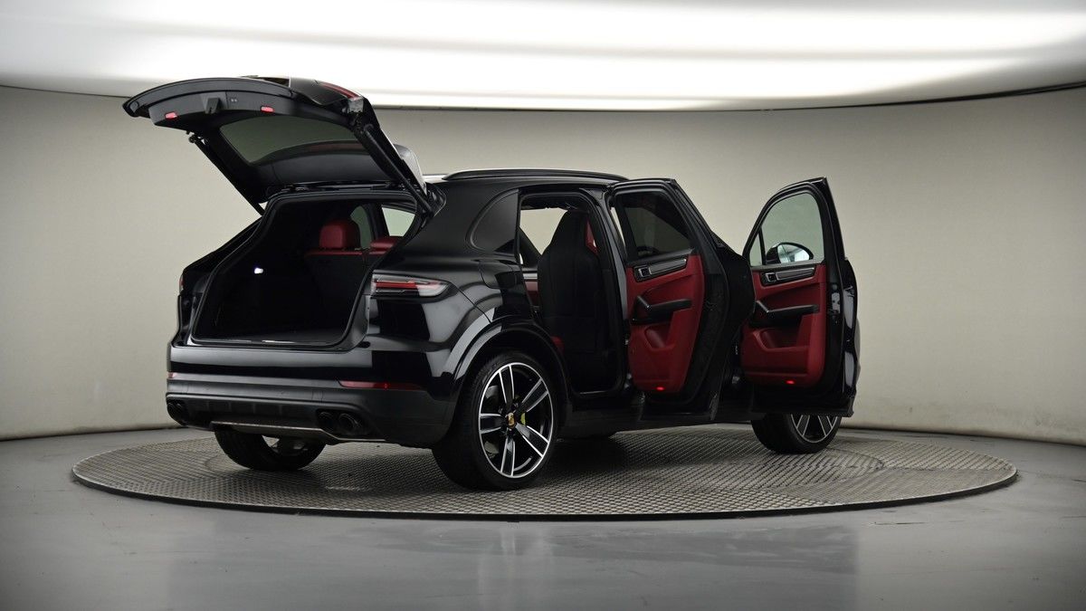 More views of Porsche Cayenne
