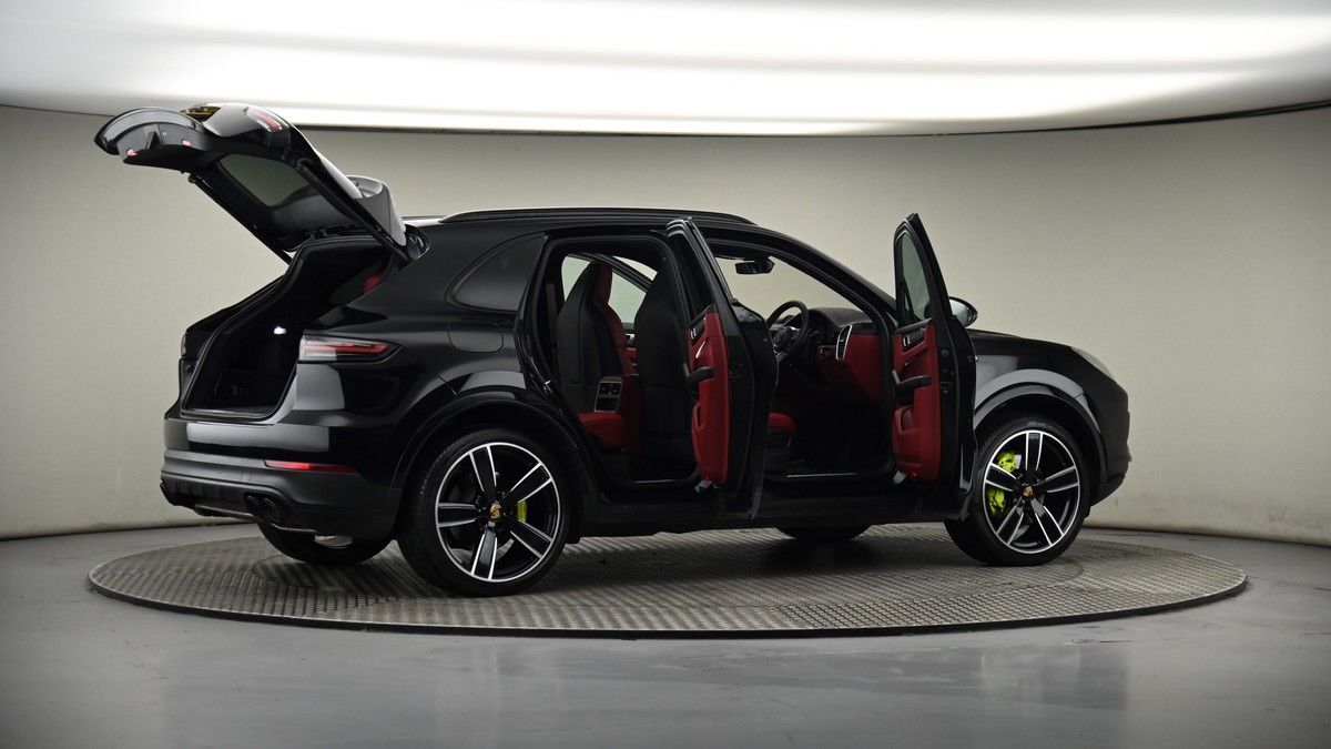 More views of Porsche Cayenne