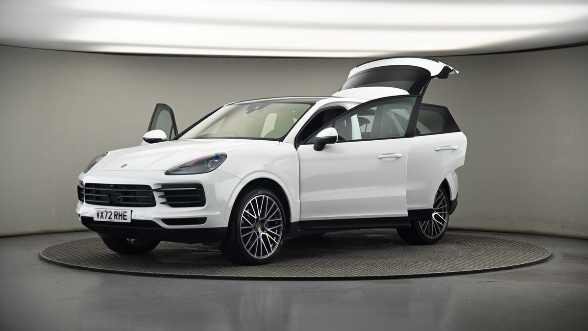 More views of Porsche Cayenne
