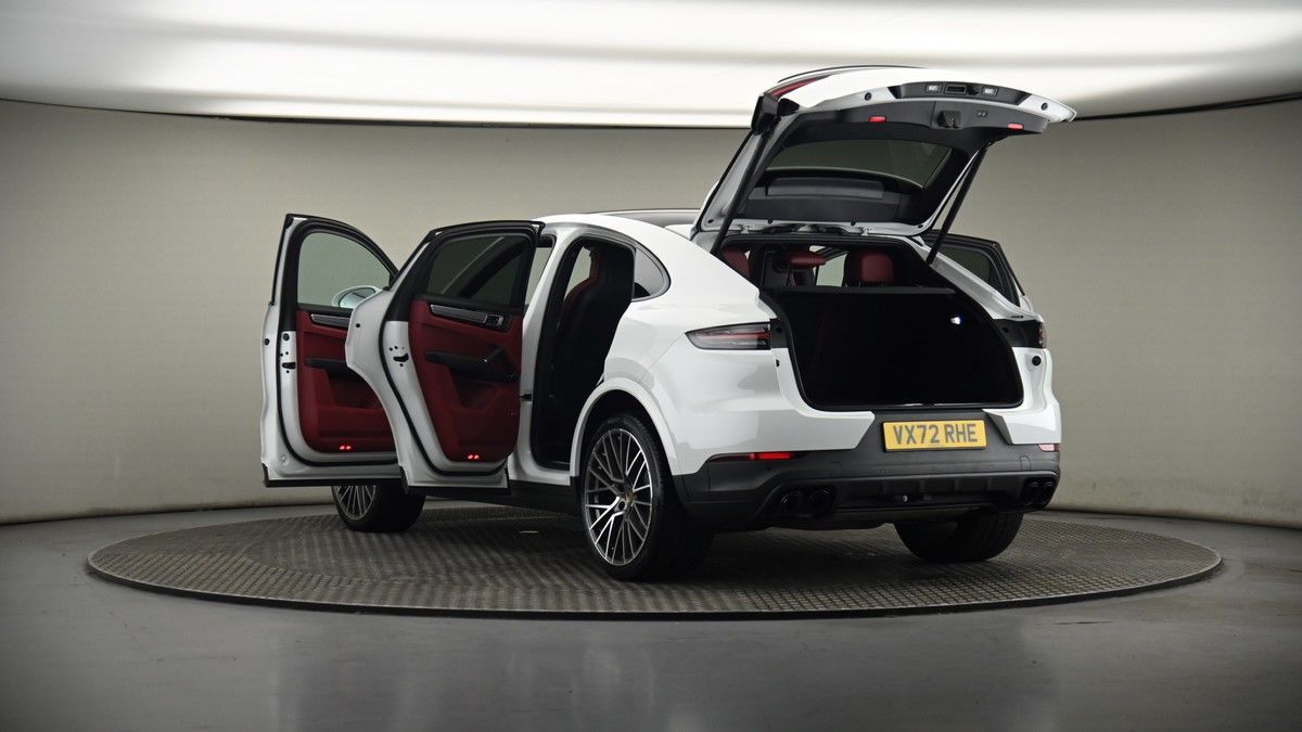 Porsche Cayenne Image 8