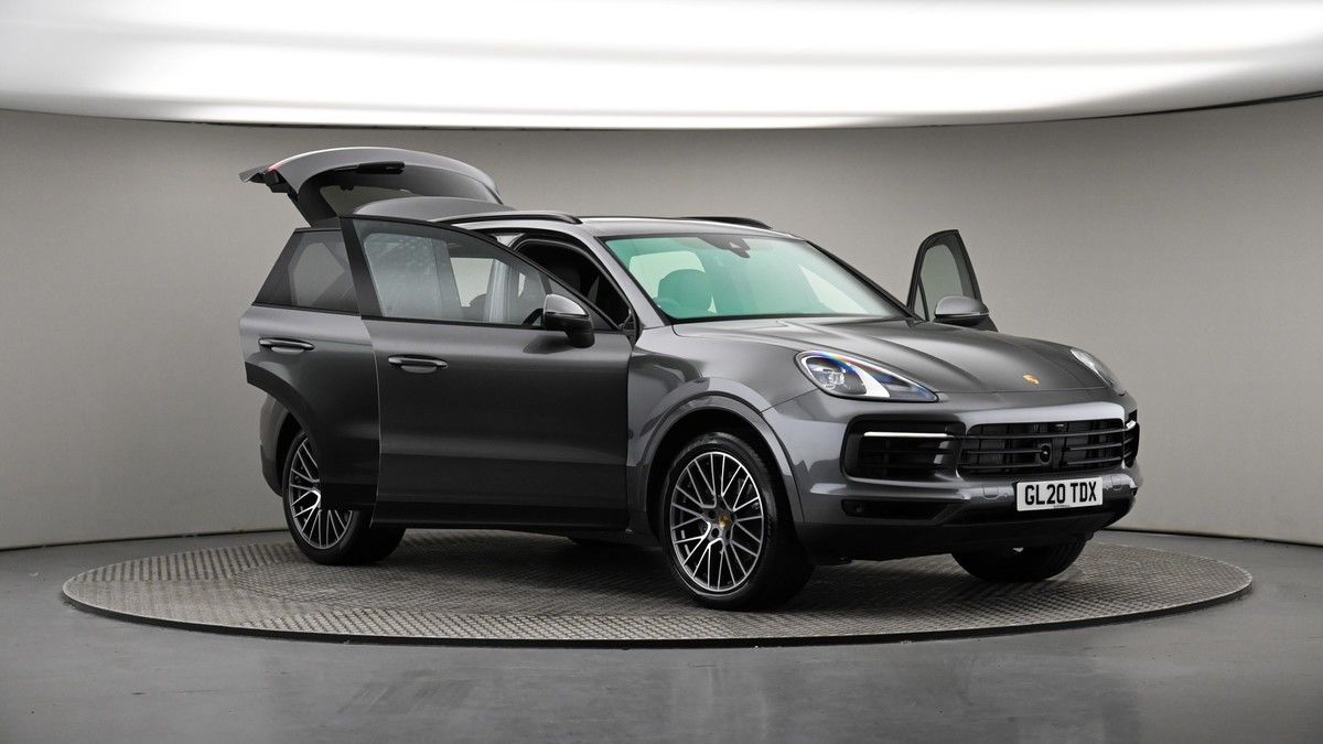 More views of Porsche Cayenne